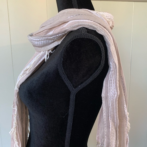NEW Collection 18 Women’s Shawl Wrap Scarf - Picture 4 of 9